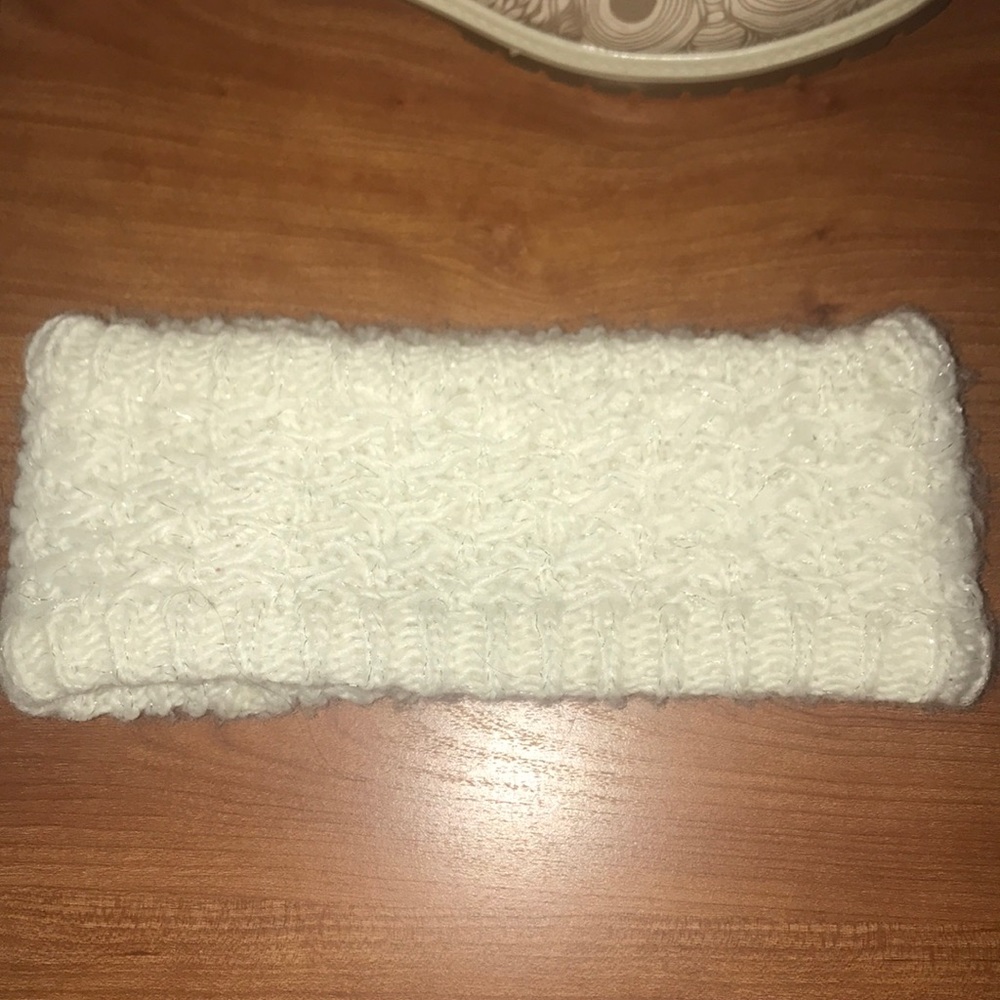 Knit Headband that covers the ears